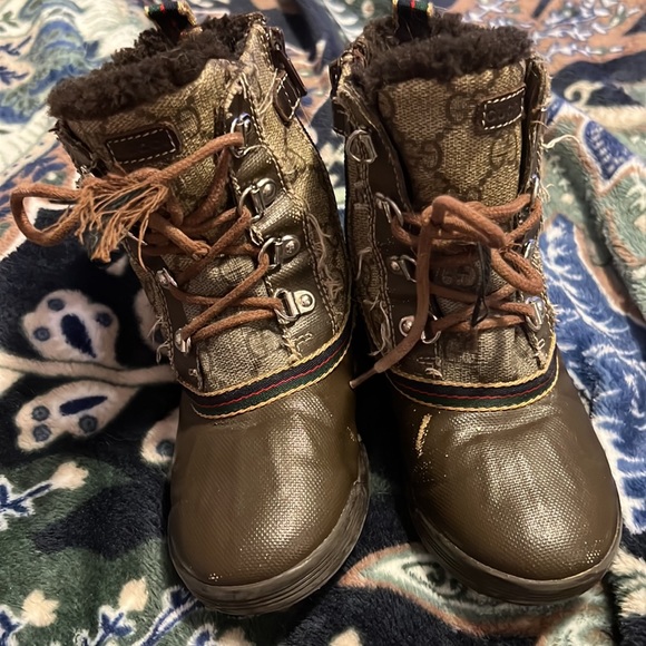 Gucci duck boots, size 28 - Picture 10 of 11
